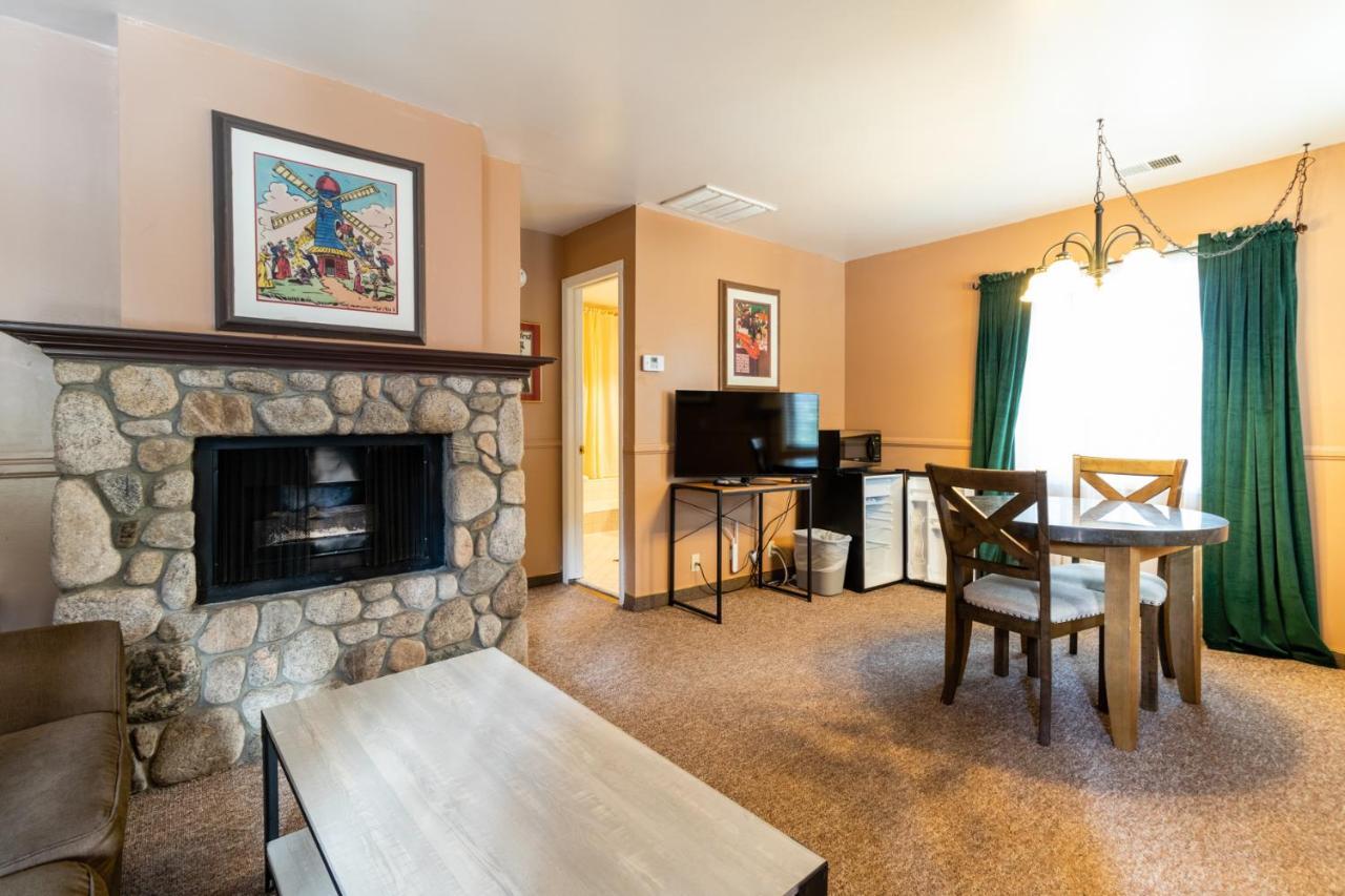 Saddleback Inn At Lake Arrowhead Esterno foto