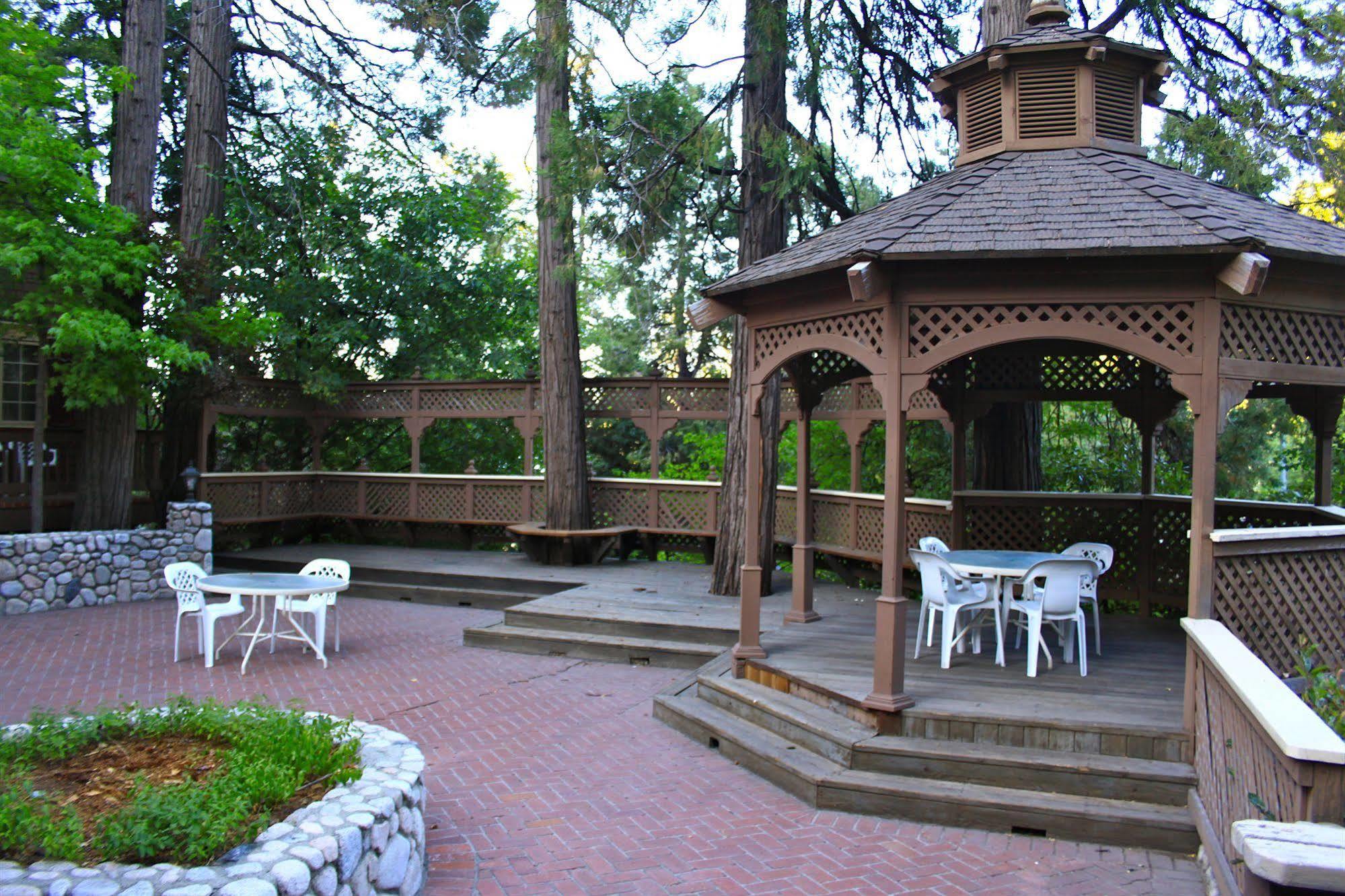 Saddleback Inn At Lake Arrowhead Esterno foto